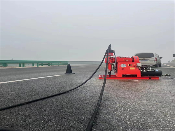 桐乡马路路基路面开裂下沉注浆加固灌浆