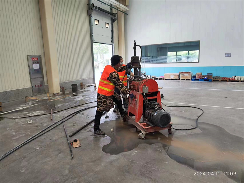 桐乡厂房地面下沉塌陷注浆加固施工